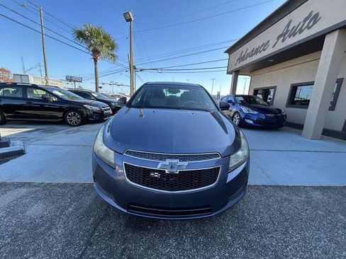 Used 2013 Chevrolet Cruze LS image 1