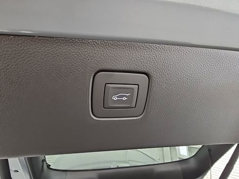 New 2026 Buick Envista Sport Touring w/ Convenience I Package FWD image 31