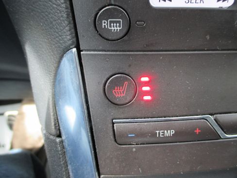 Used 2020 Ford Edge ST image 22