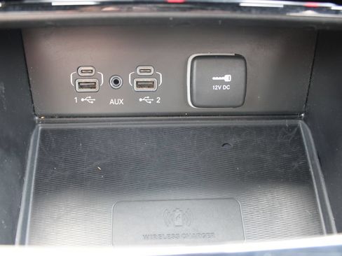 Used 2024 Jeep Grand Cherokee Altitude AWD/4WD image 46