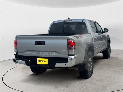 Used 2023 Toyota Tacoma TRD Off-Road image 5