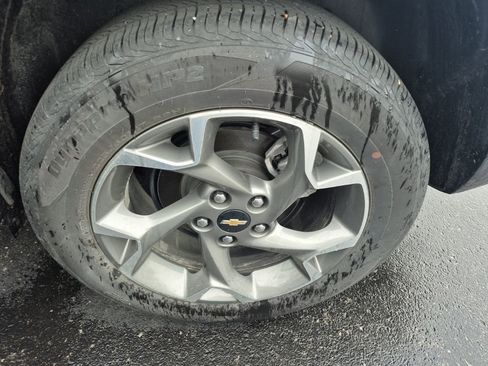 Used 2024 Chevrolet Trax LT w/ Driver Confidence Package image 11