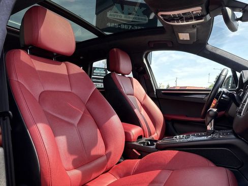 Used 2016 Porsche Macan S w/ Premium Package Plus AWD/4WD image 20