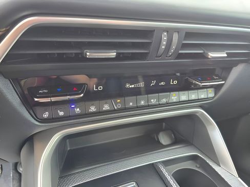 Used 2025 MAZDA CX-70 Plug-In Hybrid w/ Premium Plus image 21