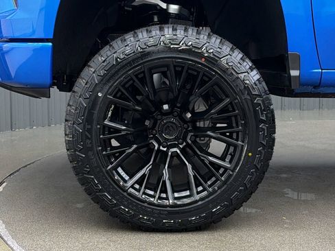 Used 2025 Chevrolet Silverado 1500 Custom AWD/4WD image 10