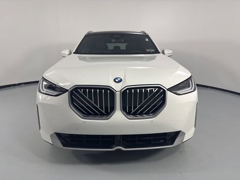 Certified 2025 BMW X3 xDrive30i w/ Convenience Package image 2