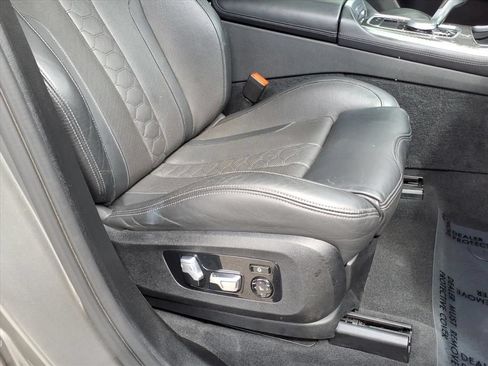 Used 2021 BMW X5 M AWD/4WD image 27
