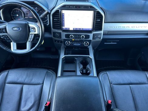 Used 2022 Ford F250 Lariat w/ Lariat Value Package image 16