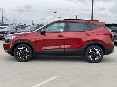 New 2026 Kia Seltos S FWD image 6