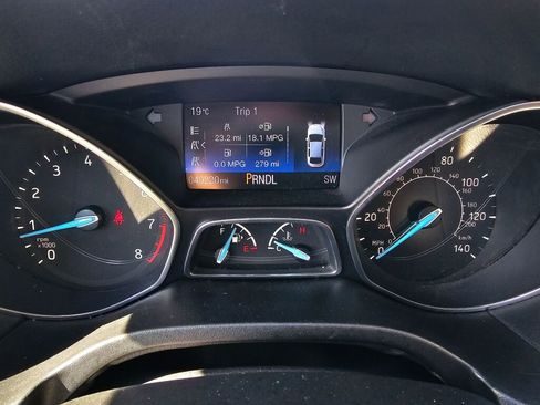 Used 2016 Ford Focus SE w/ SE Winter Package FWD image 24