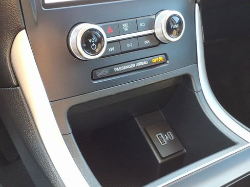 Certified 2024 Ford Edge SE AWD/4WD image 19