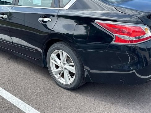 Used 2015 Nissan Altima 2.5 SL FWD image 19