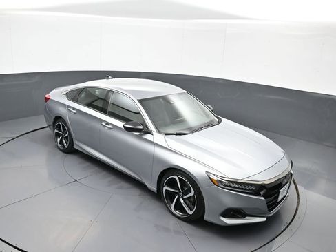 Used 2022 Honda Accord Sport image 35