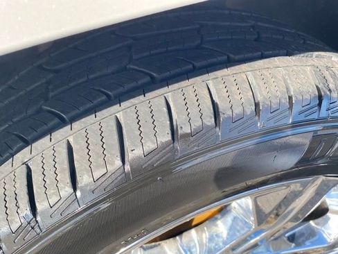 Certified 2018 GMC Yukon Denali w/ Open Road Package image 27