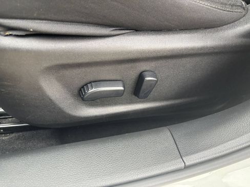Used 2025 Nissan Altima 2.5 SV FWD image 22