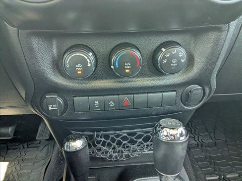 Used 2016 Jeep Wrangler Unlimited Sport w/ Connectivity Group image 14