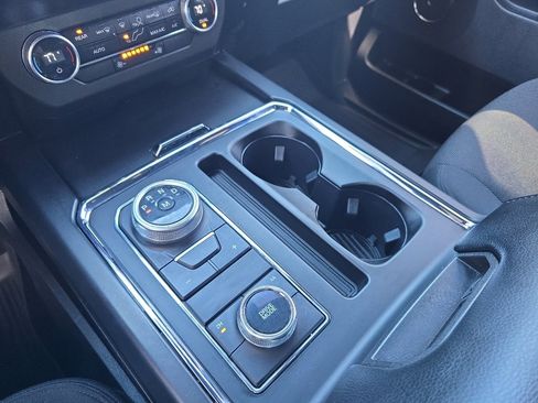 Used 2021 Ford Expedition XL image 25