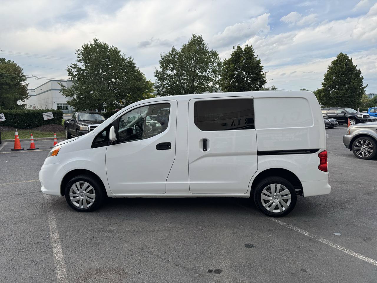 Used 2021 Nissan NV200 SV w/ Sliding Door Glass Package FWD image 8