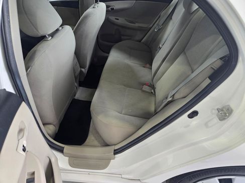 Used 2013 Toyota Corolla L FWD image 15