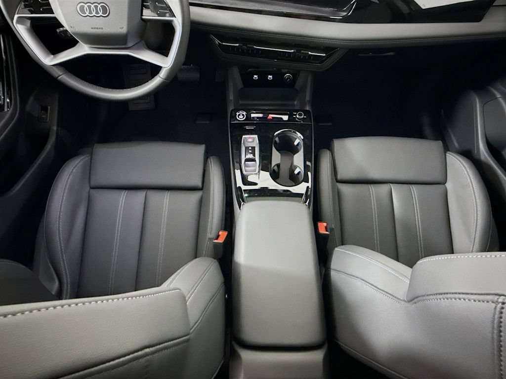 Used 2025 Audi Q6 e-tron Premium Plus AWD/4WD image 19
