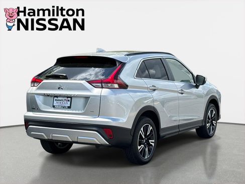Used 2024 Mitsubishi Eclipse Cross SE AWD/4WD image 2