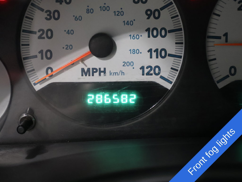 Used 2005 Dodge Grand Caravan SXT FWD image 4