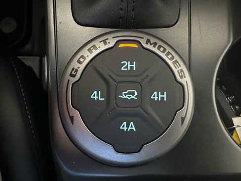 Used 2025 Ford Bronco Badlands AWD/4WD image 48