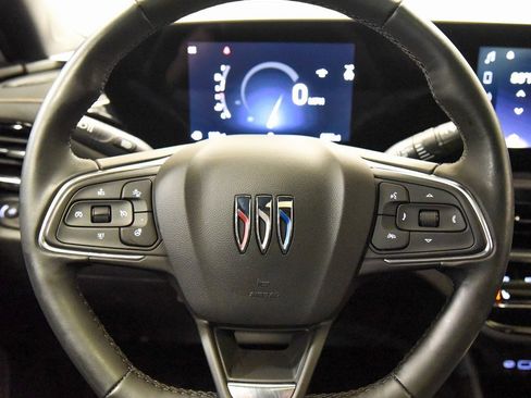 Used 2024 Buick Envista Avenir image 29