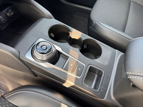 New 2026 Ford Escape SE image 30