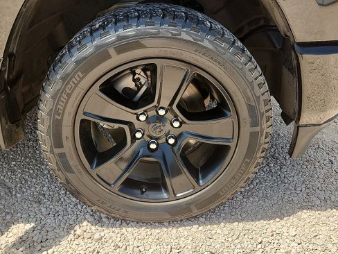 Used 2021 RAM 1500 Big Horn AWD/4WD image 7