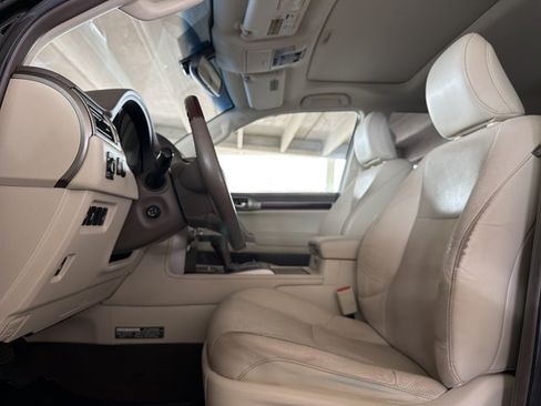 Used 2014 Lexus GX 460 Luxury AWD/4WD image 7