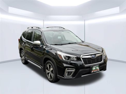 Used 2021 Subaru Forester Touring AWD/4WD image 3