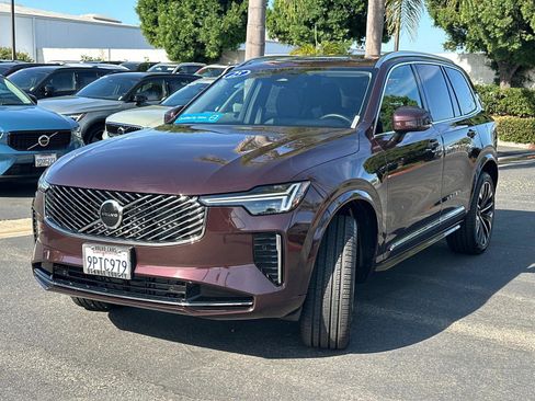 Certified 2025 Volvo XC90 B5 Core w/ Protection Package Premier image 8