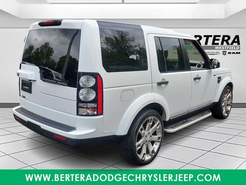 Used 2016 Land Rover LR4 AWD/4WD image 6