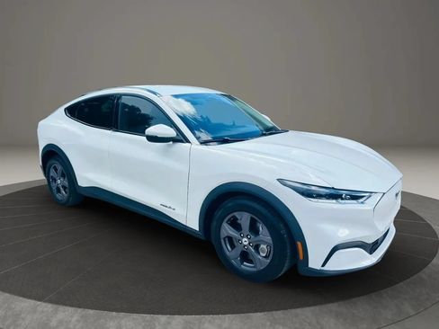 Used 2022 Ford Mustang Mach-E Select RWD image 7