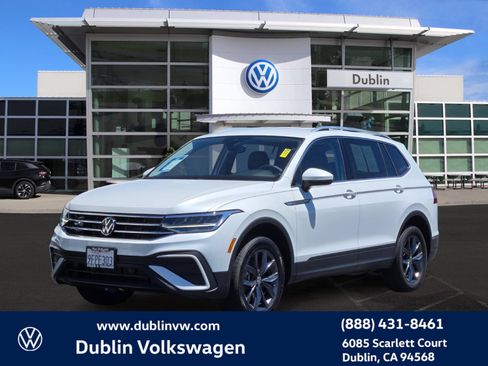 Used 2023 Volkswagen Tiguan SE FWD image 8