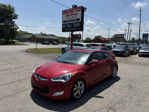 Used 2013 Hyundai Veloster w/ Style Pkg FWD image 1