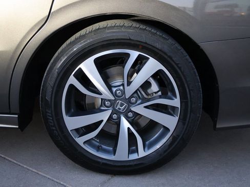 Used 2022 Honda Odyssey Touring image 36