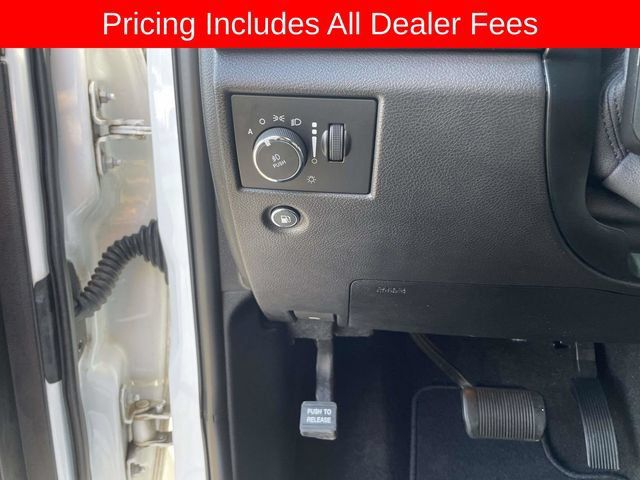Used 2019 Jeep Grand Cherokee Altitude AWD/4WD image 23