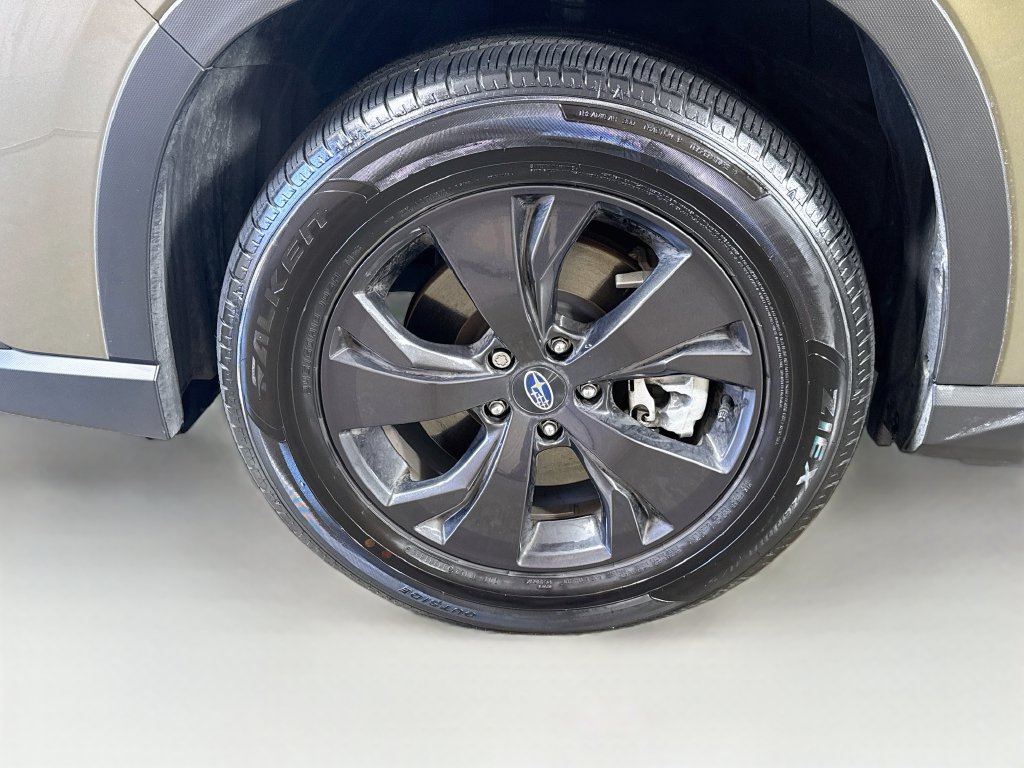 Certified 2026 Subaru Ascent Premium AWD/4WD image 42