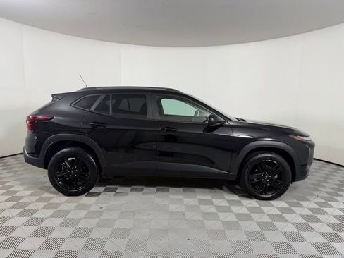 Used 2024 Chevrolet Trax ACTIV FWD image 8