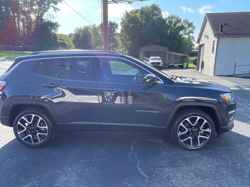 Used 2018 Jeep Compass Limited w/ Navigation Group FWD image 7
