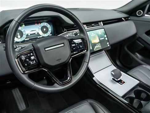 Used 2025 Land Rover Range Rover Evoque S AWD/4WD image 16