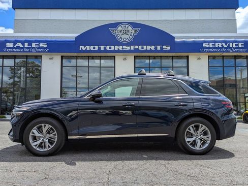 Used 2023 Genesis GV70 2.5T AWD/4WD image 1