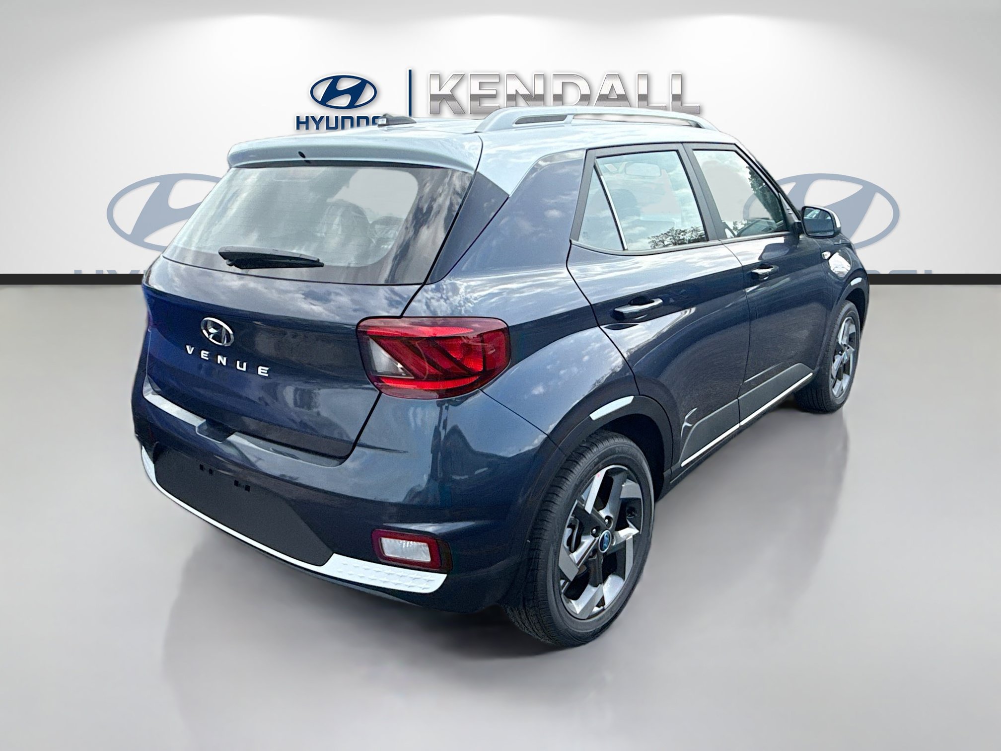 New 2026 Hyundai Venue SEL FWD image 6