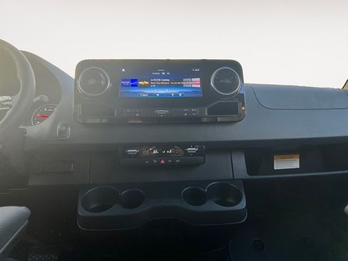 New 2026 Mercedes-Benz Sprinter 2500 image 11