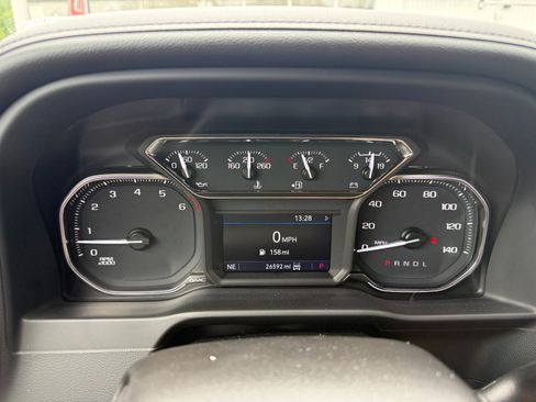 Used 2022 GMC Sierra 2500 AT4 w/ Snow Plow Prep/Camper Package AWD/4WD image 31