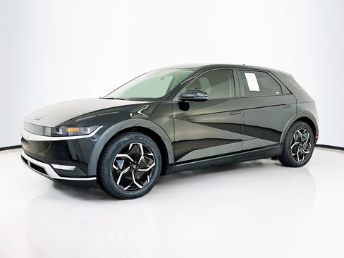 Used 2024 Hyundai Ioniq 5 SEL image 3