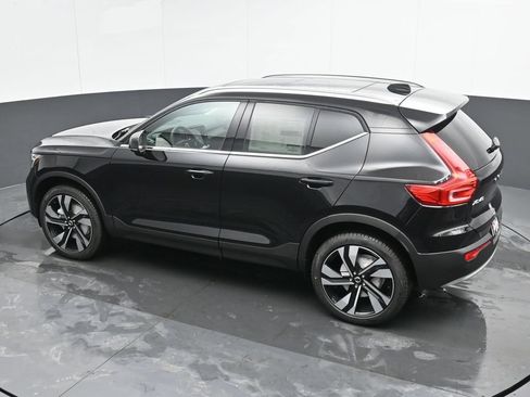 Used 2025 Volvo XC40 B5 Ultra w/ Climate Package AWD/4WD image 42