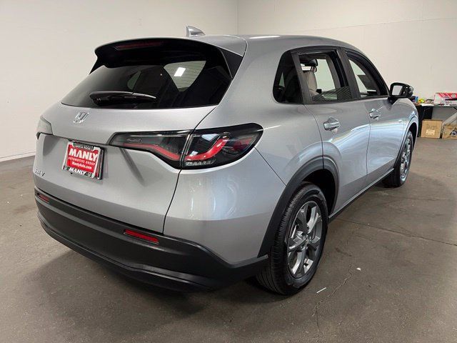 Used 2026 Honda HR-V LX image 3